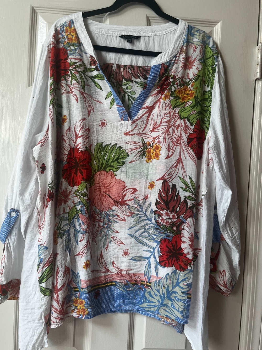 John Mark White Floral V-Neck Tunic with Red and Green Accents